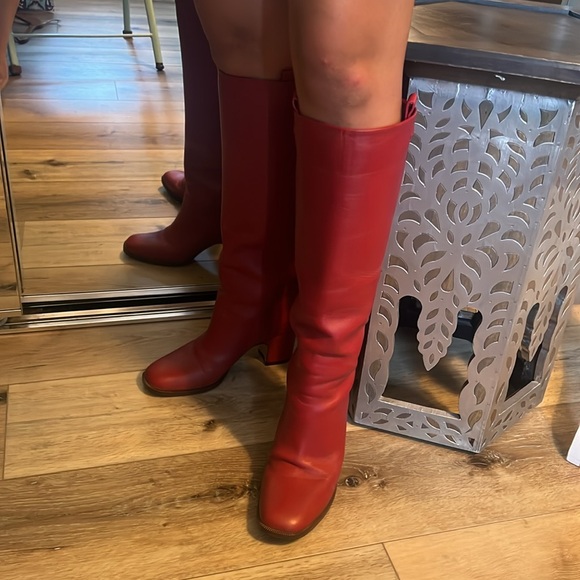 ๐ 1 hour sale. Valentino Garavani, Red Leather Tall Boots, EU 38, US 7.5, w/ COA - Picture 9 of 13